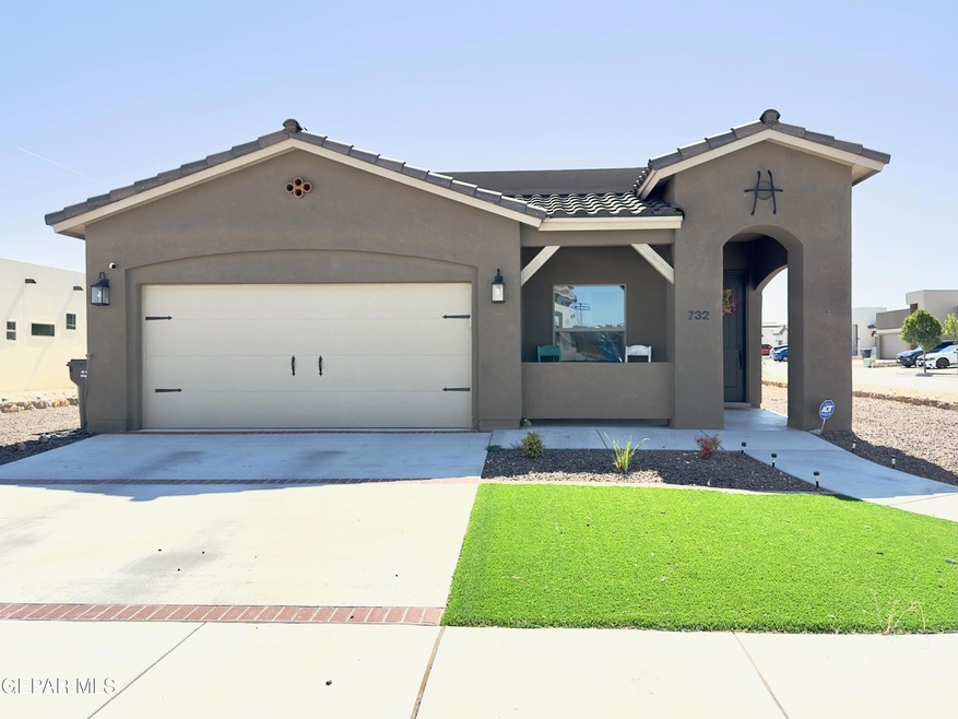 732 Oxfordshire St, El Paso, TX 79928 - photo 1