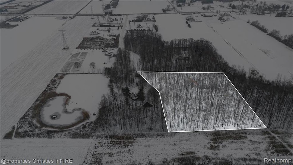 2792 Midway Ln, Saint Clair, MI 48079 - photo 1