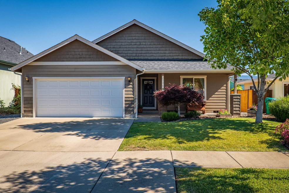 2146SWShaneWay-001