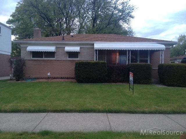 16067 Larkspur St, Roseville, MI 48066 - photo 1