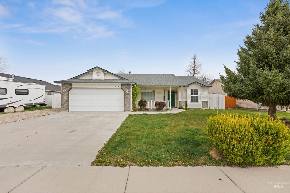528 S Valley Dr, Nampa, ID 83686 - photo 1