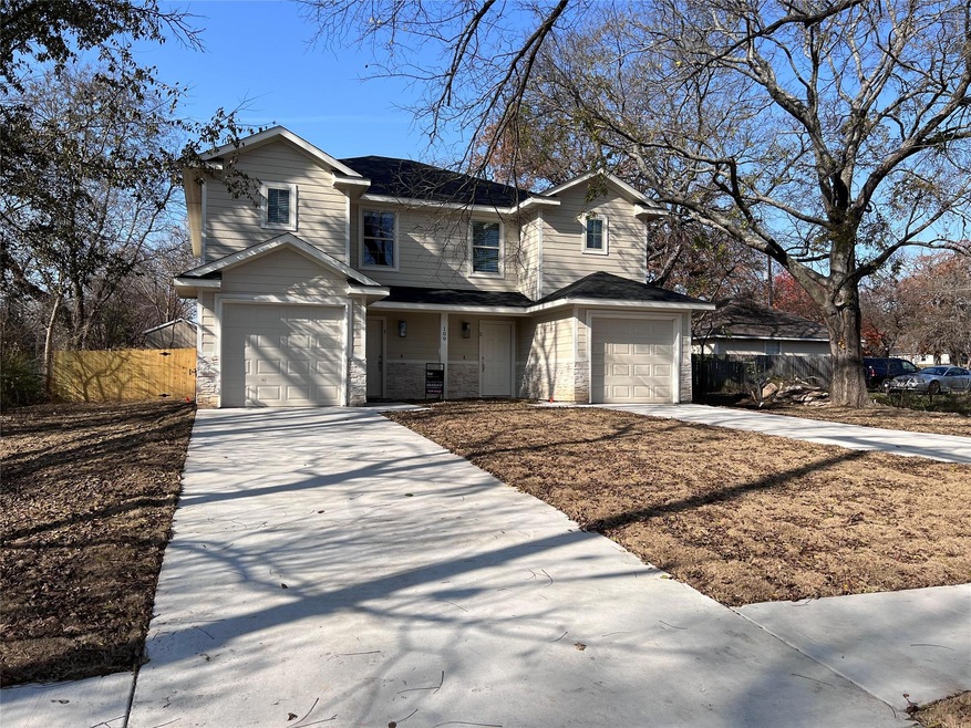 109 Elm St unit 2, Bonham, TX 75418 - photo 1