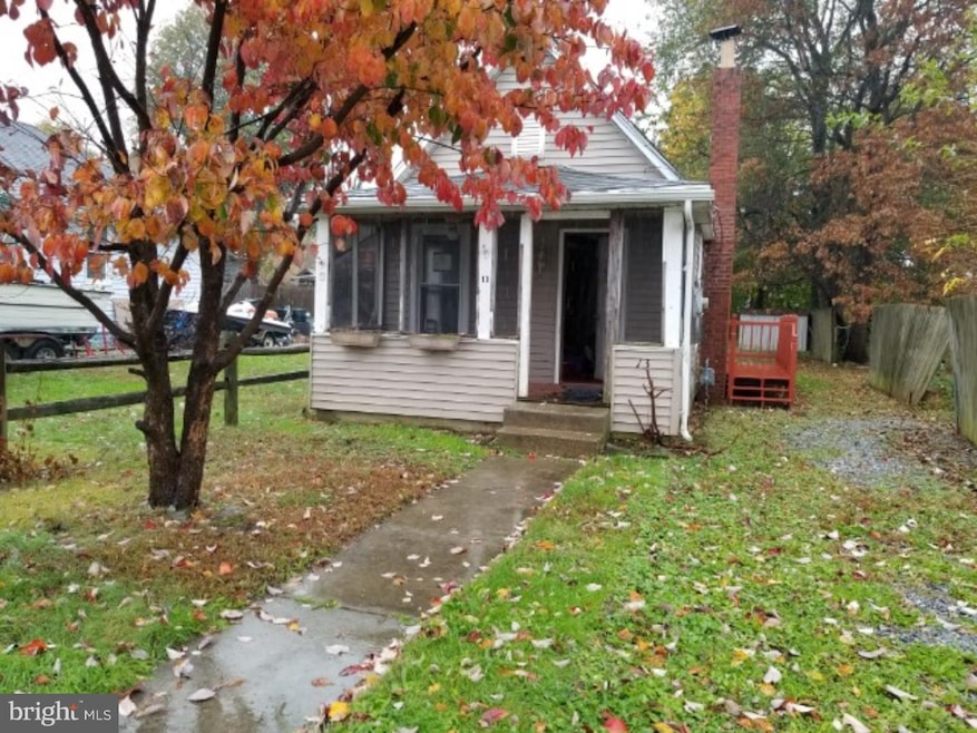 13 N Broad St, Penns Grove, NJ 08069 - photo 1