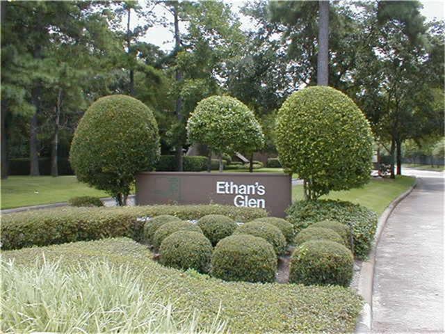 51 Litchfield Ln, Houston, TX 77024 - photo 1