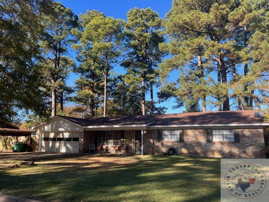 3812 Bamboo St, Texarkana, TX 75503 - photo 1