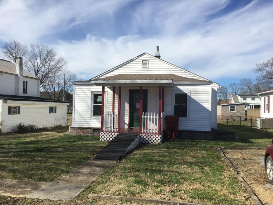 1603 E Myrtle Ave, Johnson City, TN 37601 - photo 1
