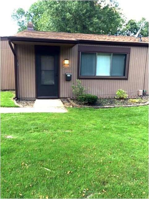 26717 Lake of the Falls Blvd, Olmsted Falls, OH 44138 - photo 1