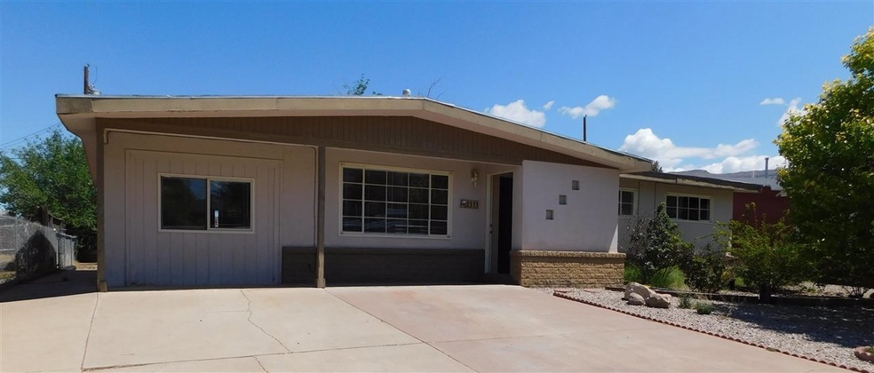 2313 Abbott Ave, Alamogordo, NM 88310 - photo 1