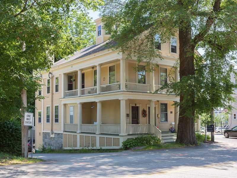 2 Wentworth St, Kittery, ME 03904 - photo 1