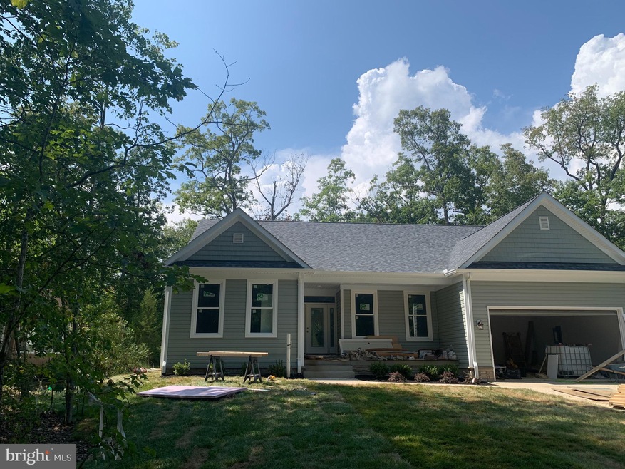 908 Lakeview Pkwy, Locust Grove, VA 22508 - photo 1