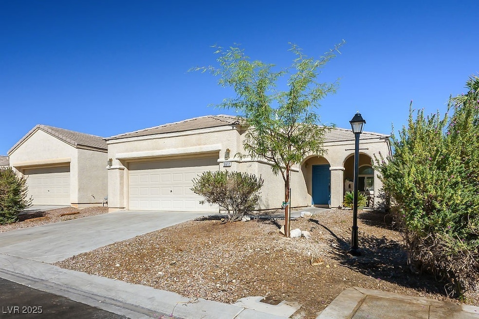 5612 Eagle Claw Ave, Las Vegas, NV 89130 - photo 1