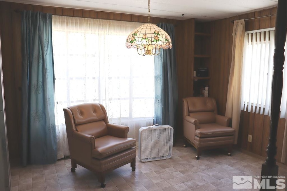 4230 Elm St, Winnemucca, NV 89445 - photo 1