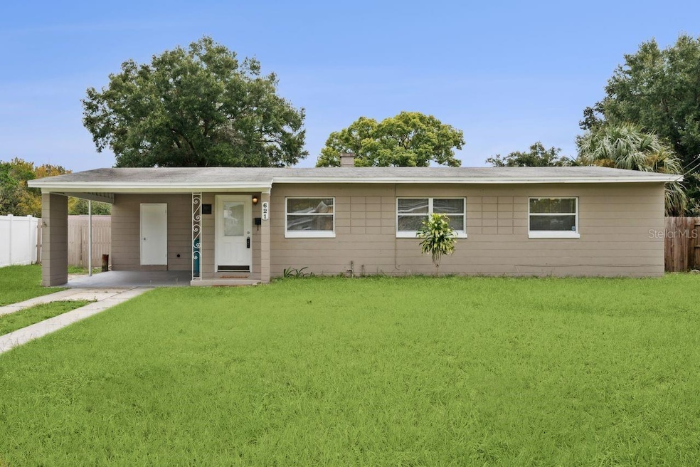 Pending $320,000 • Co-Listing Agent