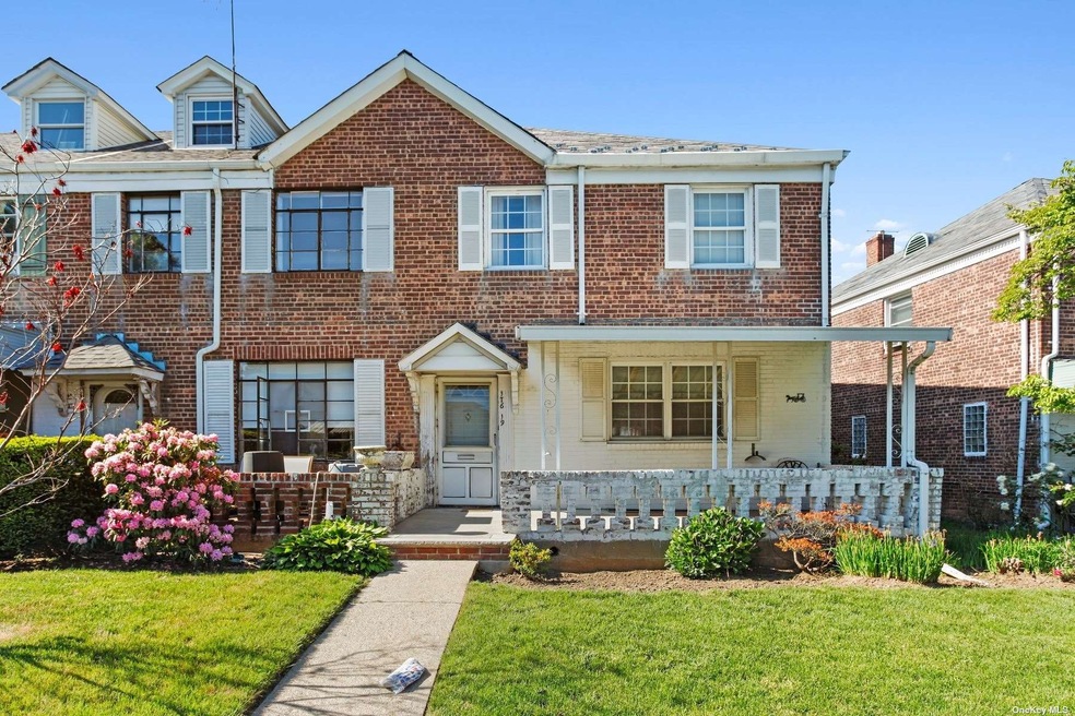 176-19 77th Rd, Fresh Meadows, NY 11366 - photo 1