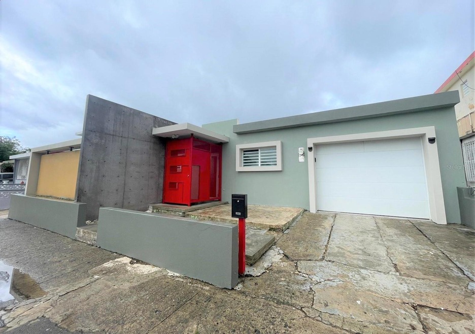 838 Eduardo Valencia Extension Forest Hills unit BB, Bayamon, PR 00959 - photo 1