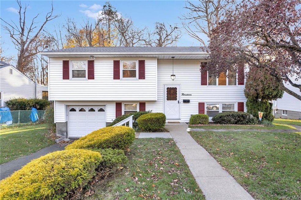 19 Constitution Dr, Cold Spring, NY 10516 - photo 1