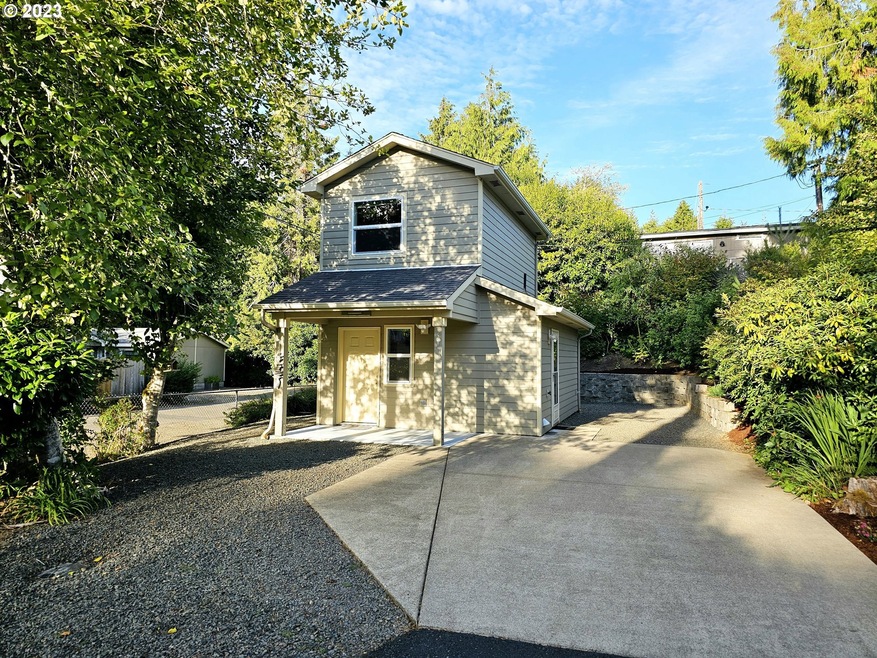 510 SE Quay Ave, Lincoln City, OR 97367 - photo 1