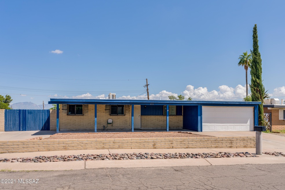 8125 E Domenic St, Tucson, AZ 85730 - photo 1