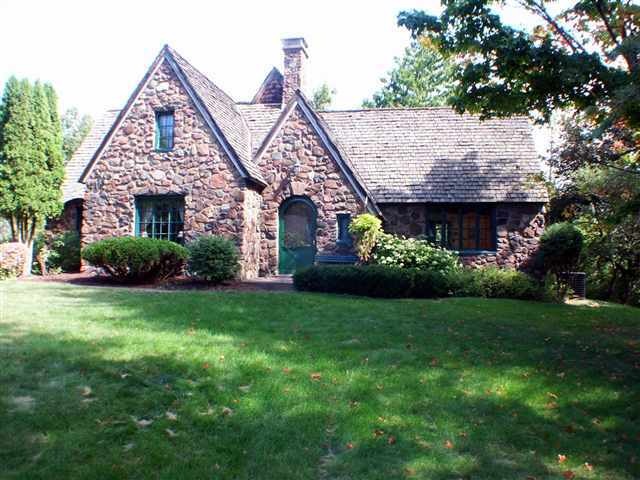 404 N Old Howard Mill Rd, Duluth, MN 55804 - photo 1