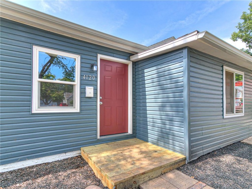 4120 Columbia St, Des Moines, IA 50313 - photo 1