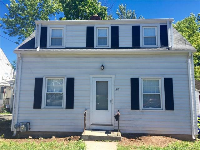 818 Quaker Ln S, West Hartford, CT 06110 - photo 1