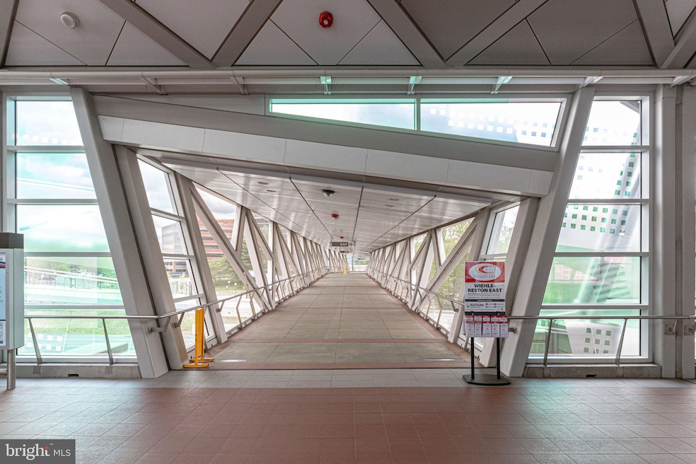 2517 Freetown Dr, Reston, VA 20191 - photo 1