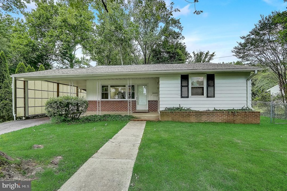 114 E Timonium Rd, Lutherville Timonium, MD 21093 - photo 1