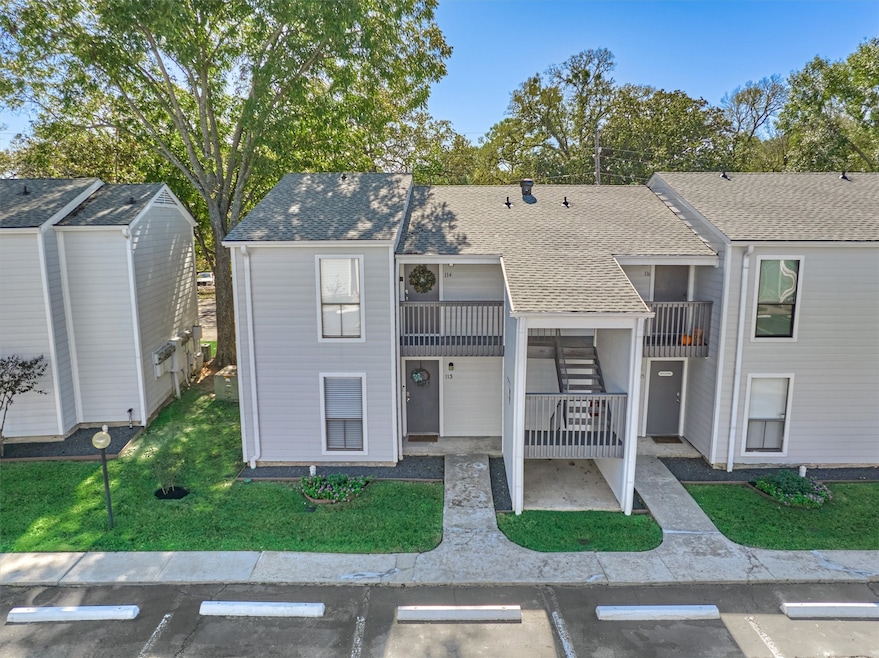 Welcome to your new townhouse in the highly sought