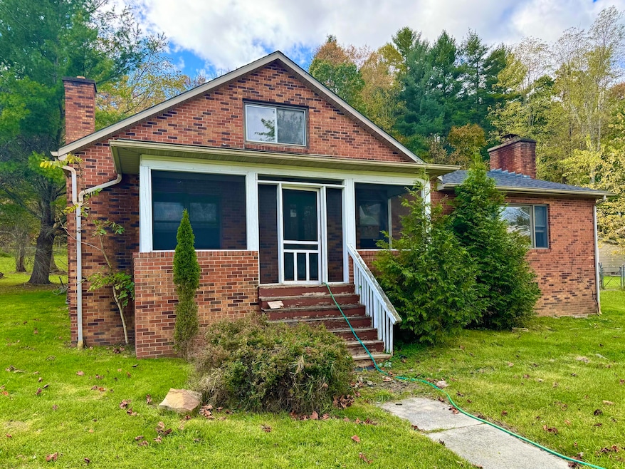 993 Meadow Bridge Rd, Meadow Bridge, WV 25976 - photo 1