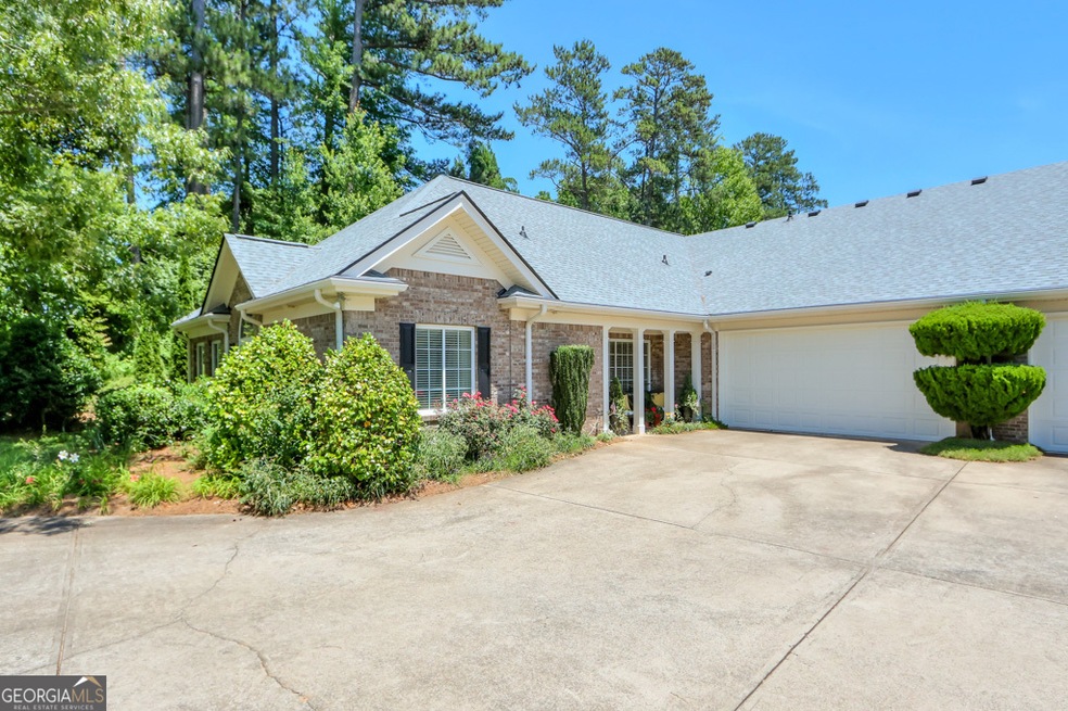 2101 Arbor Oaks Dr unit 8, Marietta, GA 30062 - photo 1