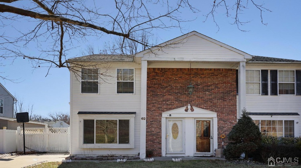 62 Brewster Cir, Old Bridge, NJ 08857 - photo 1