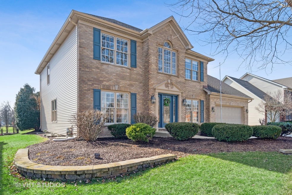 2608 Hoddam Rd unit 4, Naperville, IL 60564 - photo 1