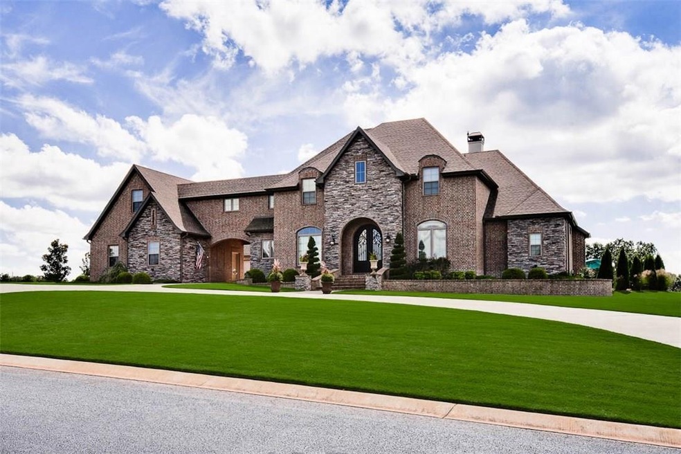 12019 Churchill Downs Dr, Springdale, AR 72762 - photo 1