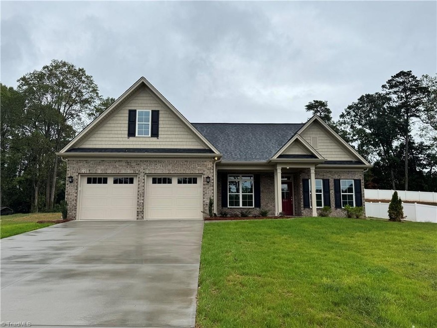 Sold $483,916 • Co-Listing Agent