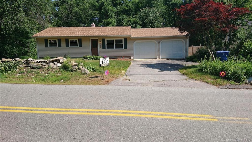 101 Forsyth Rd, Oakdale, CT 06370 - photo 1