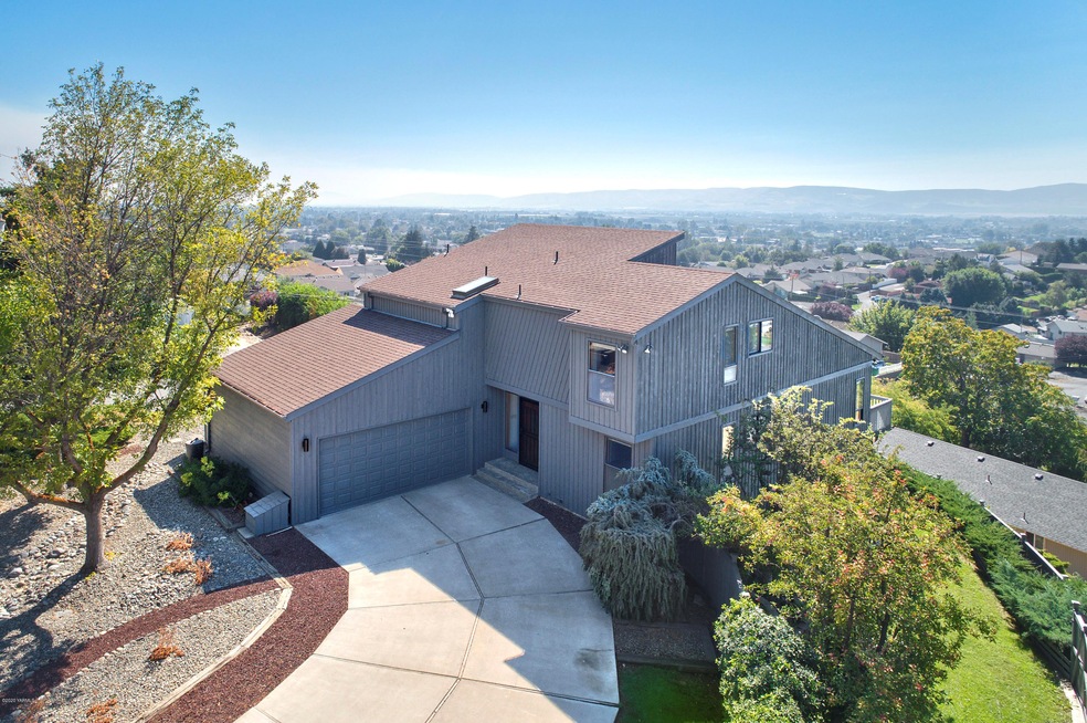 8002 Poplar View Way, Yakima