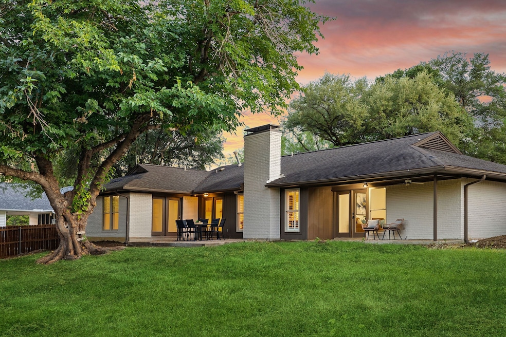 3206 Cortez Ct W, Irving, TX 75062 - photo 1