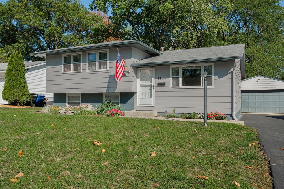 1486 Dobson Square N, Columbus, OH 43229 - photo 1