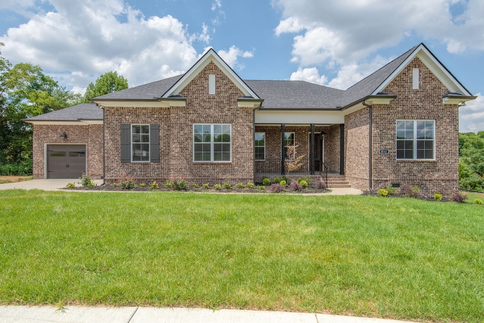 201 Pepper Glendale, Murfreesboro, TN 37128 - photo 1