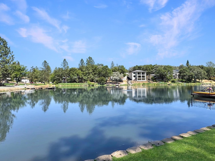 Sold $565,000