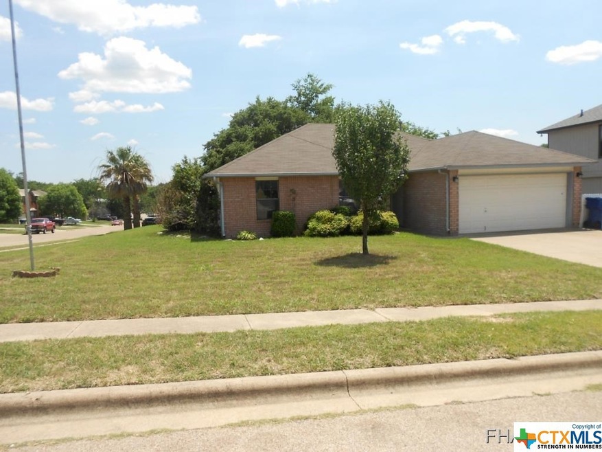 402 Dillon Dr, Copperas Cove, TX 76522 - photo 1