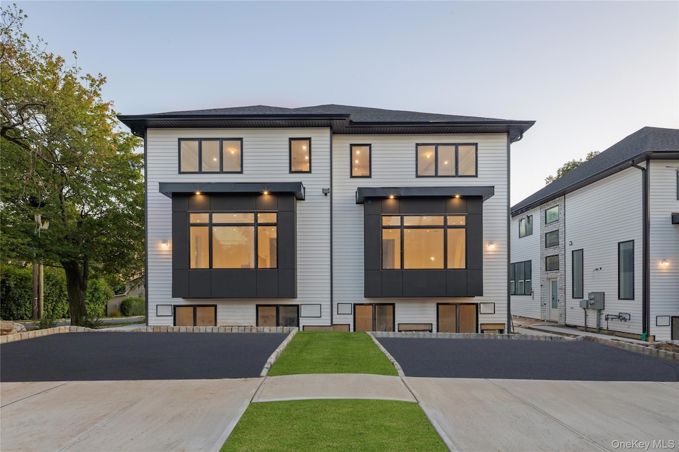 18 W Funston Ave unit 211, Spring Valley, NY 10977 - photo 1