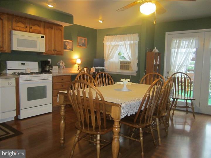 844 Andover Rd, Lansdale, PA 19446 - photo 1