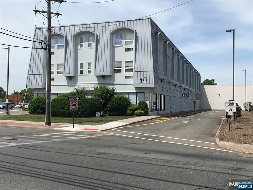 40 Washington Ave unit B3, Dumont, NJ 07628 - photo 1