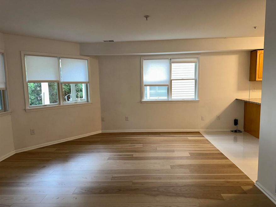 39 Hamilton Ave unit A, Weehawken, NJ 07086 - photo 1