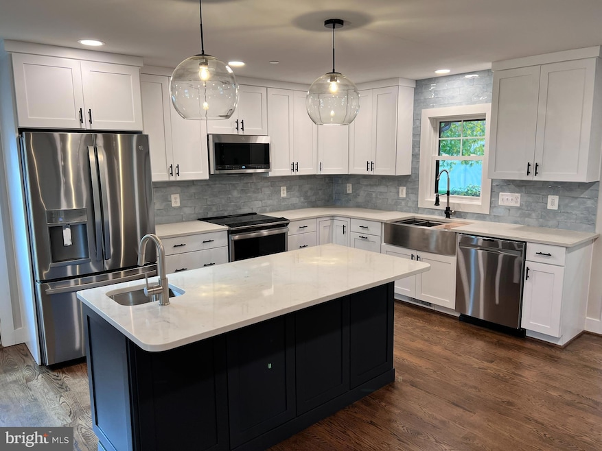 210 Point Ln, Solomons, MD 20688 - photo 1