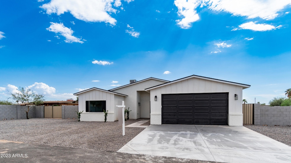 10555 E Butte St Exterior Photos-2