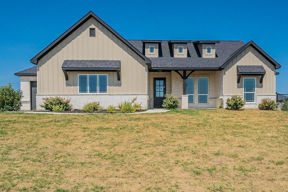 7109 Veal Station Rd, Weatherford, TX 76085 - photo 1