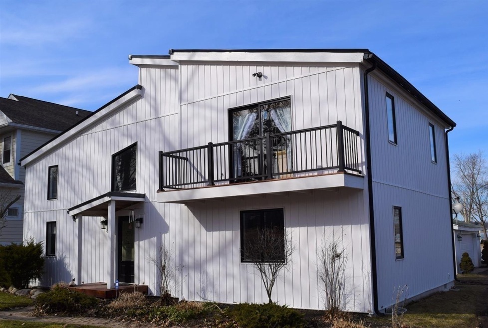 325 Island Dr, La Porte, IN 46350 - photo 1