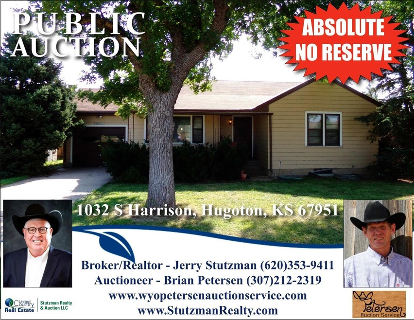 1032 S Harrison St, Hugoton, KS 67951 - photo 1